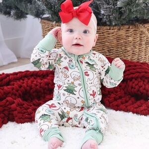 NWT Caden Lane Merry&Bright Bamboo Sleeper